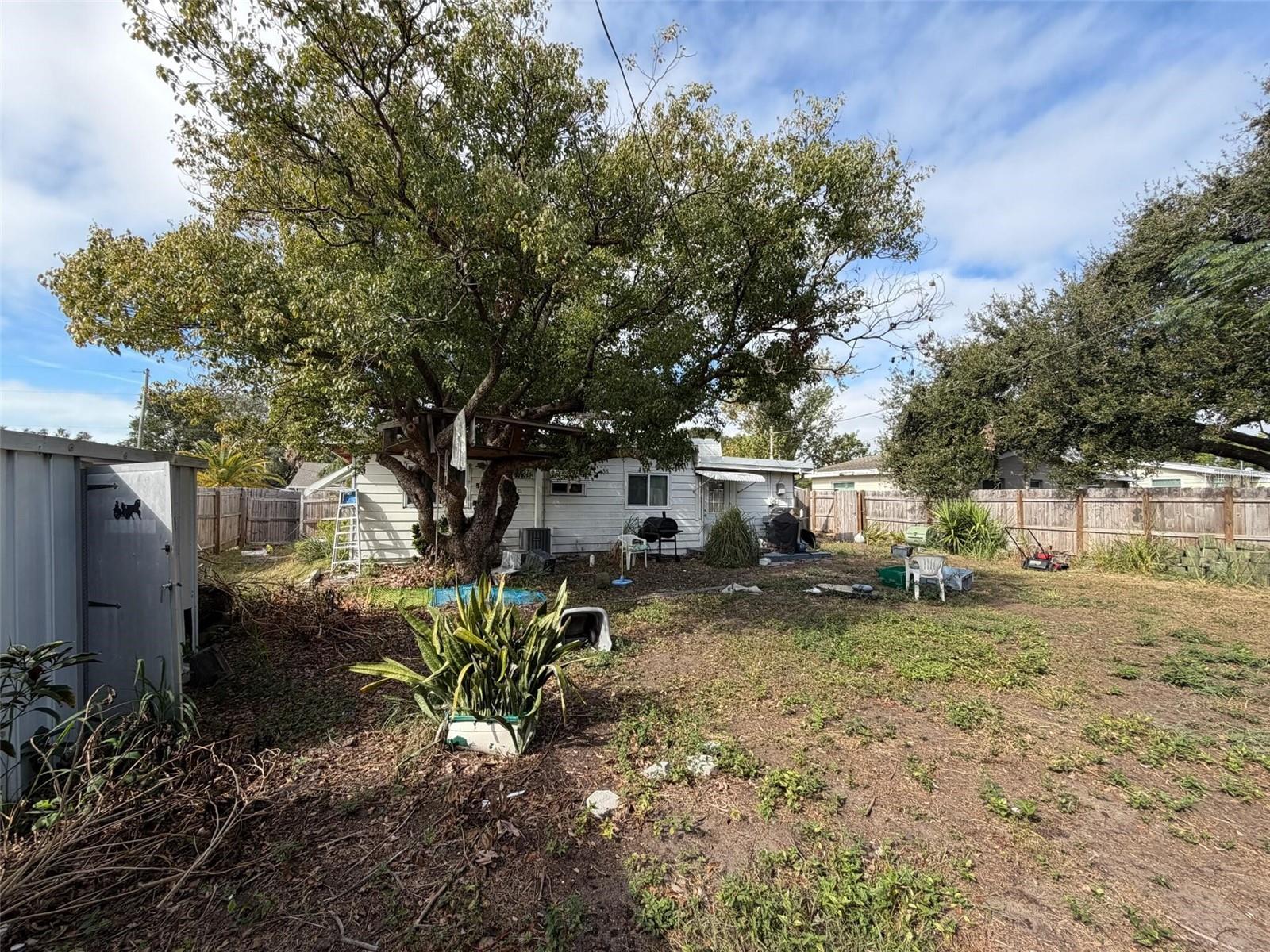 ORANGE ESTATES OF ST PETE - Residential