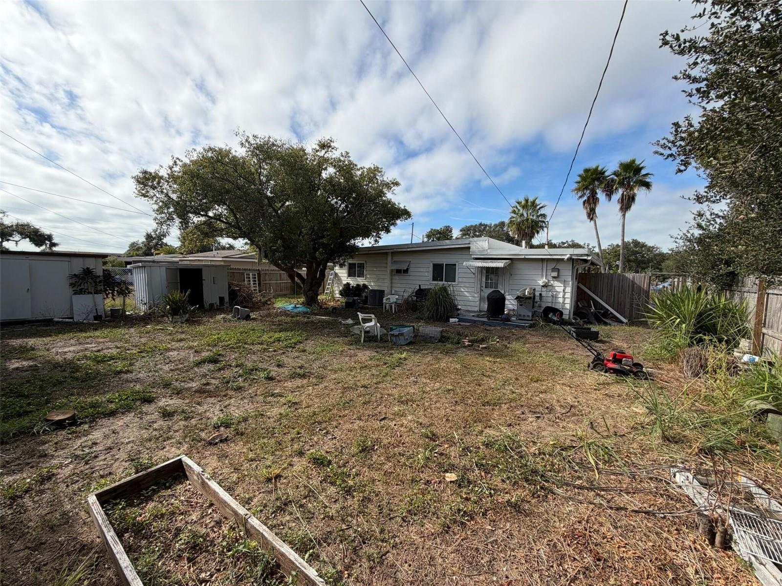 ORANGE ESTATES OF ST PETE - Residential