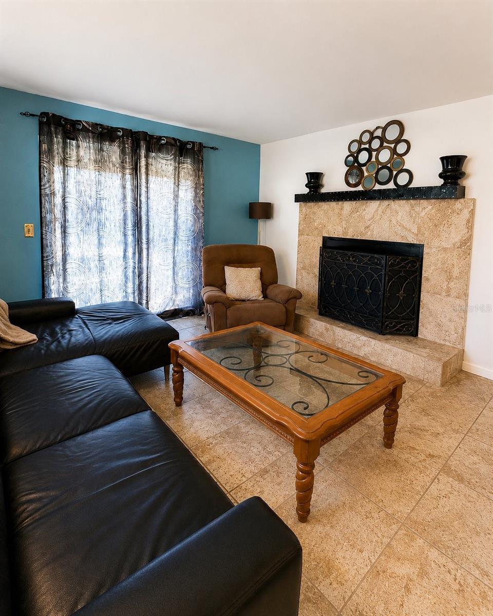 3606 ANNA DRIVE