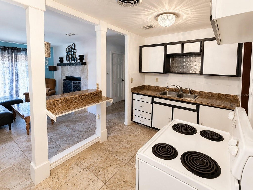 Photo of 3606 Anna Drive, Apopka, FL 32703 (MLS # O6438459)
