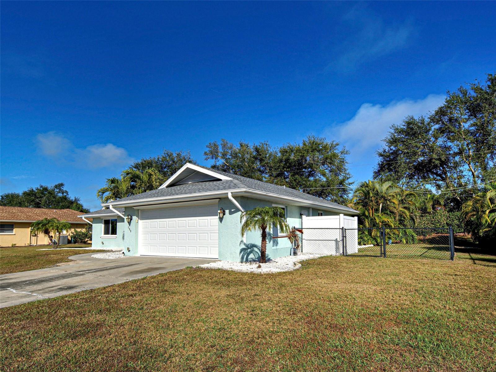 HOURGLASS LAKE ESTATES - Residential