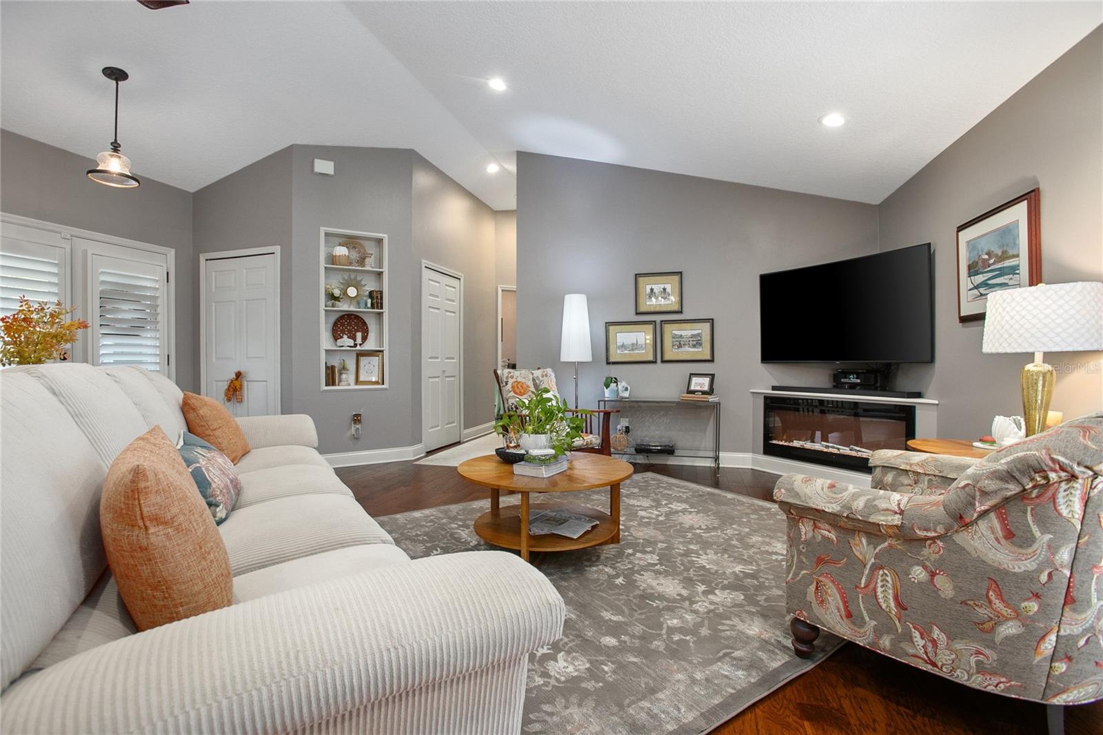 ARAWANA ESTATES - Residential