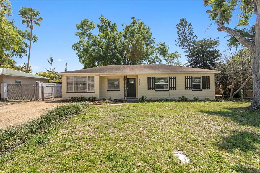 One or more photo(s) has been virtually staged. Live, work and play in style in this beautifully updated 3-bedroom, 1-bath home in the South Westshore neighborhood, convenient to all that South Tampa has to offer. Situated on a generous 7,210sf lot, this immaculately maintained 1,183sf home features classic style, modern conveniences, beautiful back yard, and lovely landscaping.


The light and bright floor plan features the formal dining room; the chef’s kitchen featuring granite countertops and breakfast bar, classic white subway tile backsplash, and Samsung stainless steel appliances (2017); spacious living room with white brick accent, and laundry room featuring newer LG washer and dryer (2024).  Three bedrooms and a full hallway bathroom provide plenty of space and flexibility.


The incredible outdoor living space features a convenient utility shed, concrete slab perfect for outdoor dining, and a backyard featuring mature landscaping, stunning Grand Oak and splendid shade.


The South Westshore neighborhood offers beautiful residential living in close proximity to exceptional waterfront dining and activities, major business and retail hubs, and the incredible Westshore Business District and Westshore Yacht Club, along with convenient access to the Tampa Bay Area’s best schools, hospitals, shopping, dining, sports & entertainment, yacht and social clubs, TIA Airport, Downtown Tampa, Downtown St. Pete, Bay Area beaches, championship golf courses, and much more!