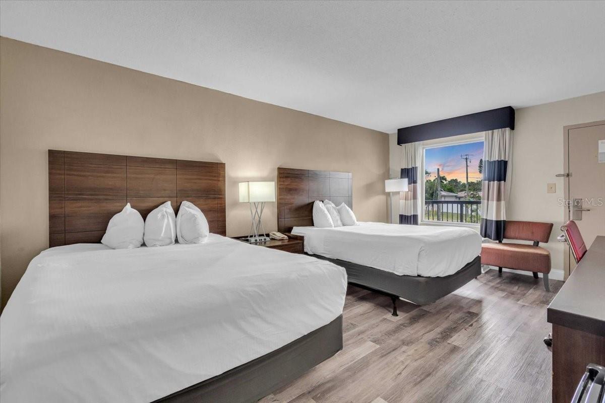 7150 N TAMIAMI TRAIL S615