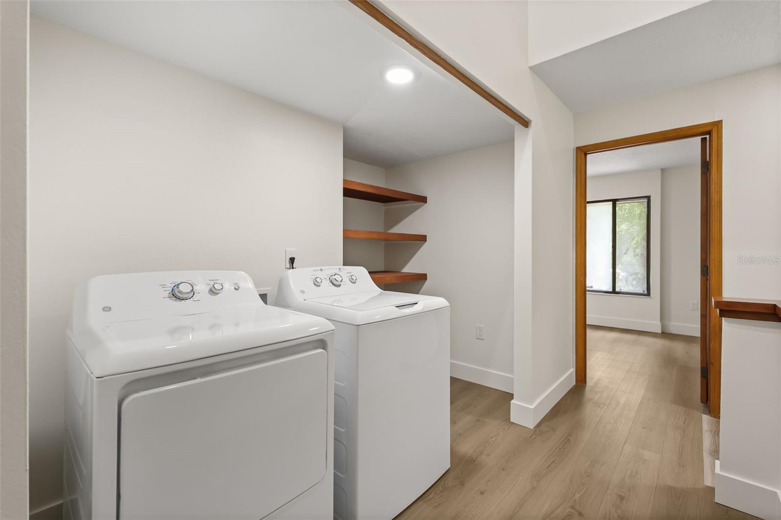 CHEROKEE PLACE CONDO PH 01 - Residential