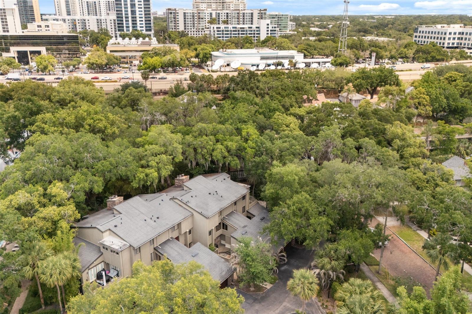 CHEROKEE PLACE CONDO PH 01 - Residential