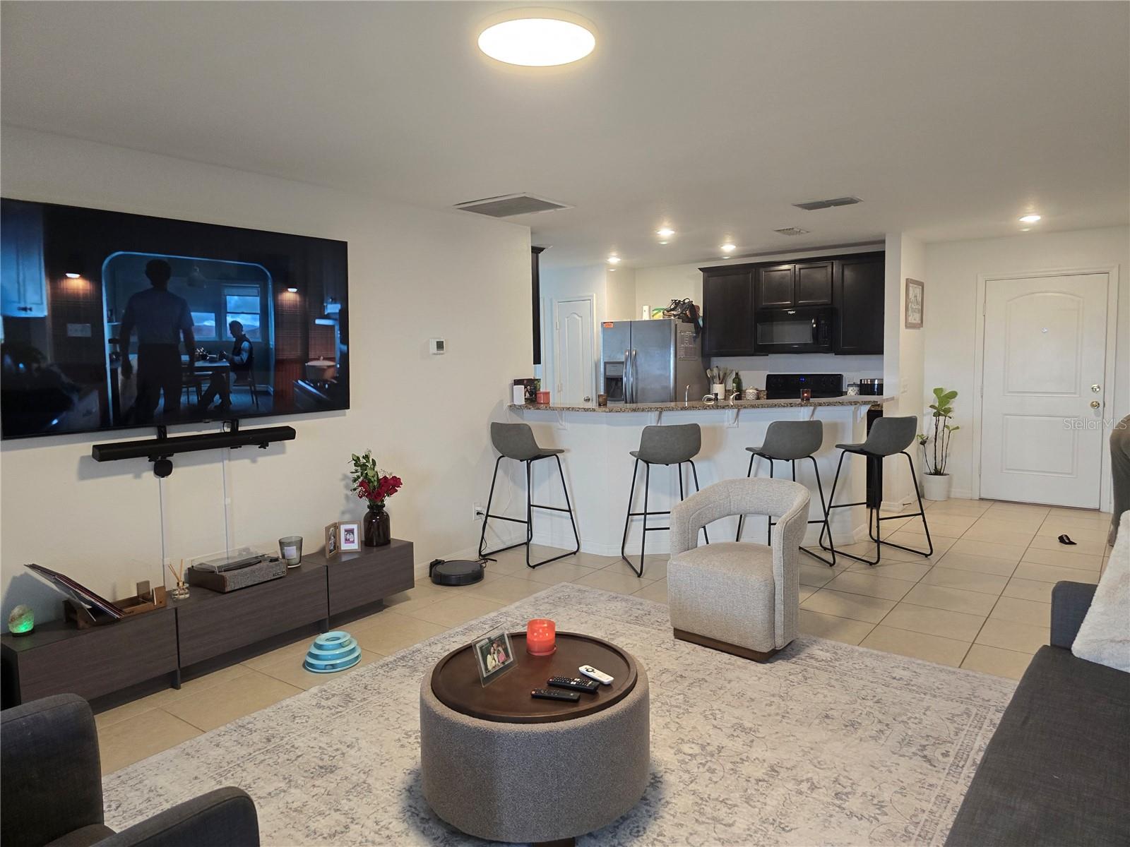 RIDGE/SWAN LAKE - Residential Lease