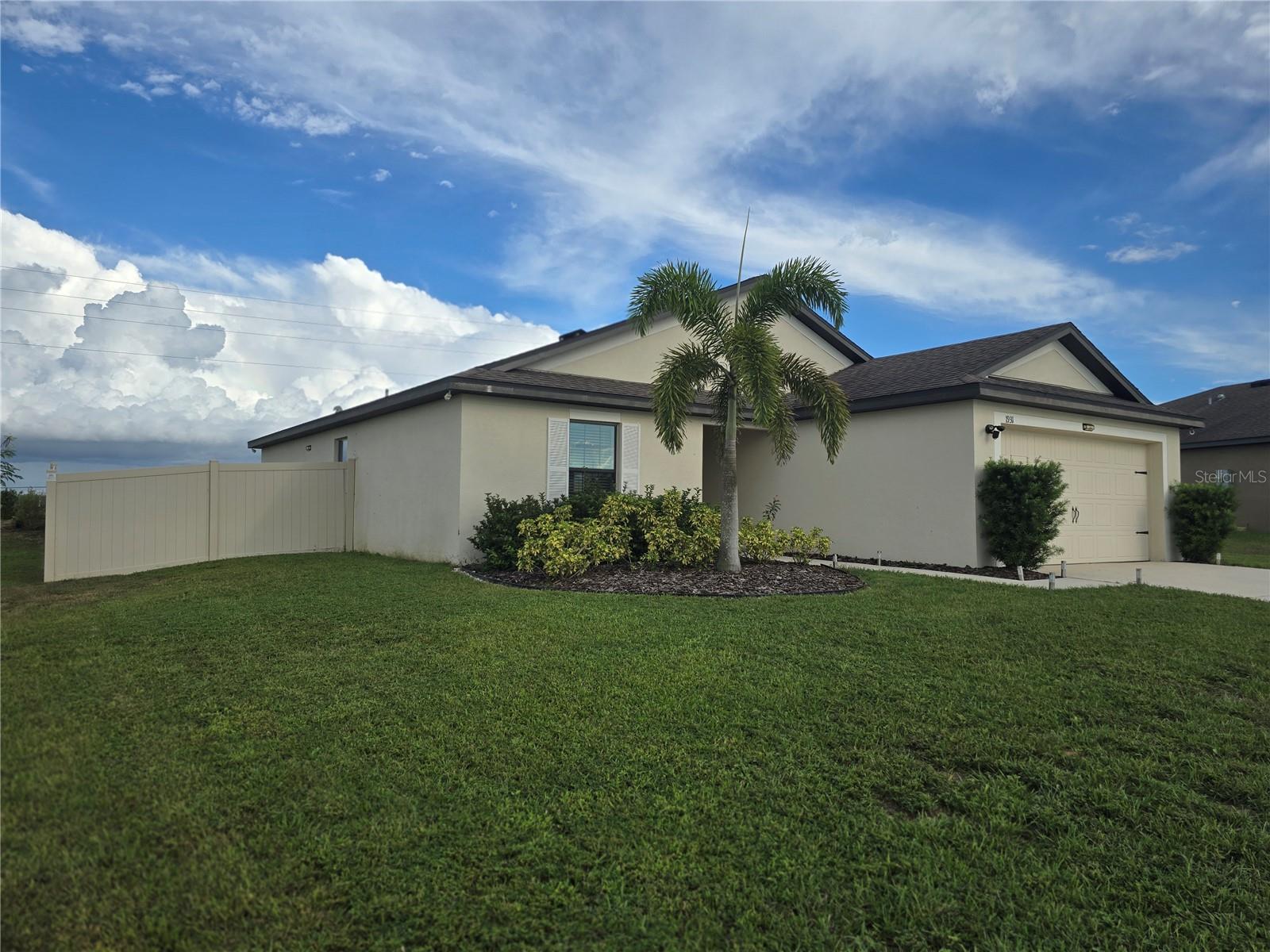 RIDGE/SWAN LAKE - Residential Lease