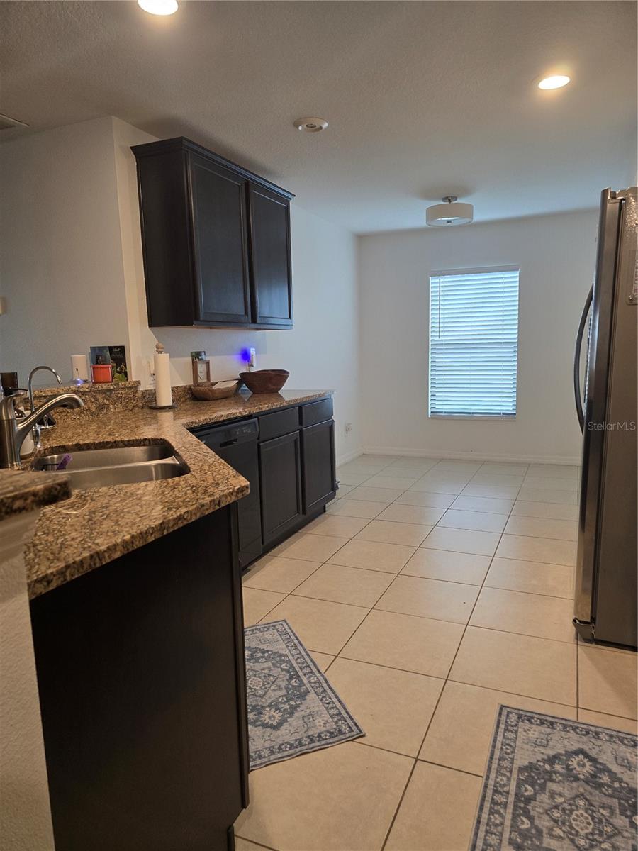 RIDGE/SWAN LAKE - Residential Lease