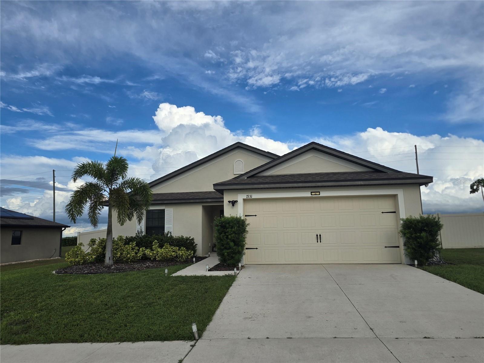 RIDGE/SWAN LAKE - Residential Lease