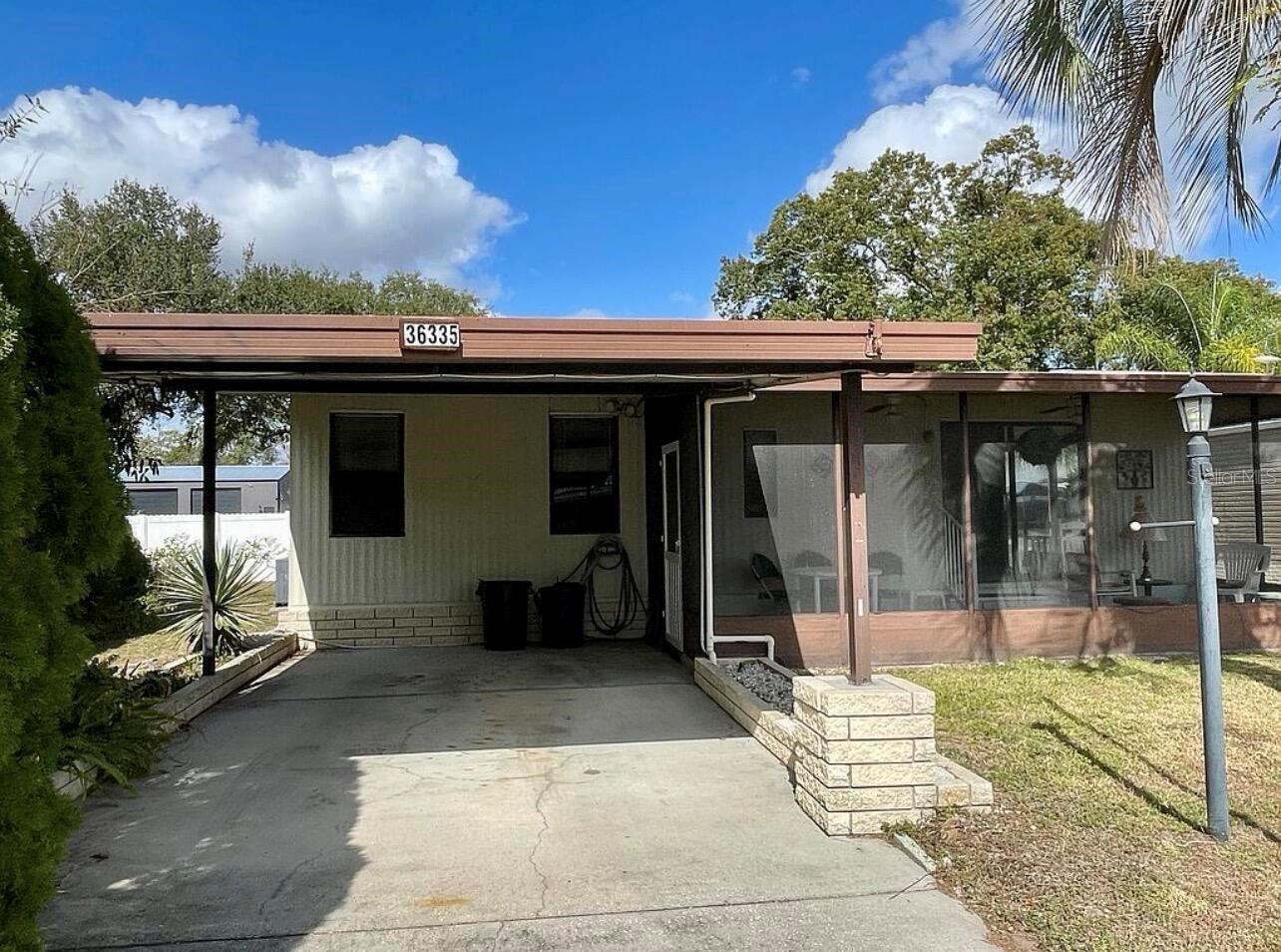 OAKS ROYAL - Residential