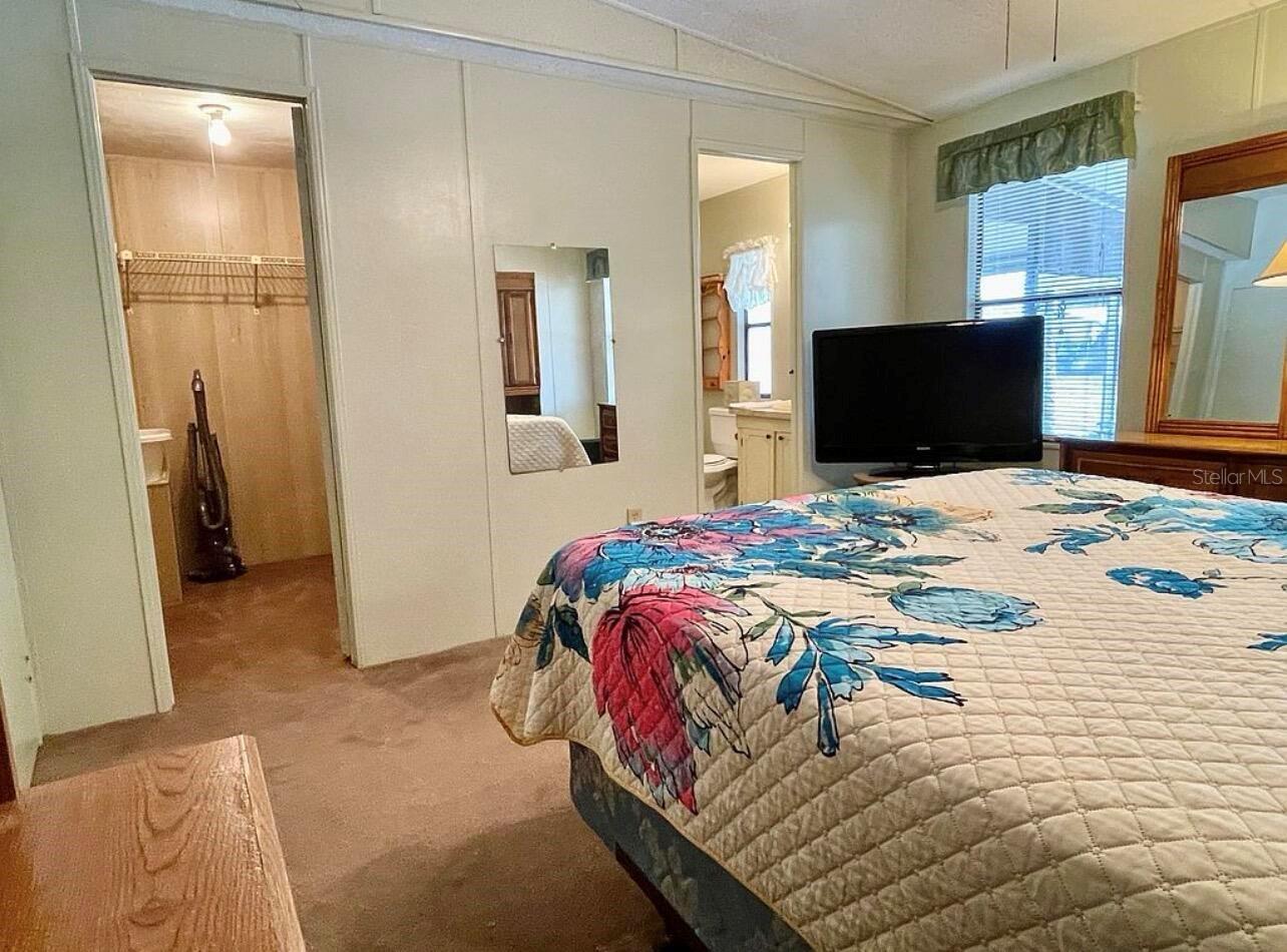 OAKS ROYAL - Residential