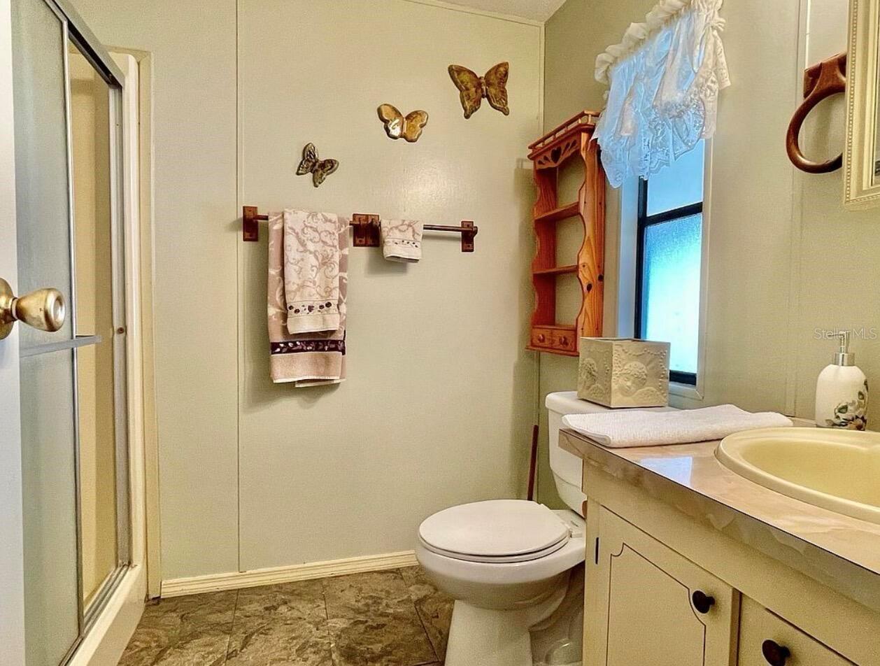 OAKS ROYAL - Residential