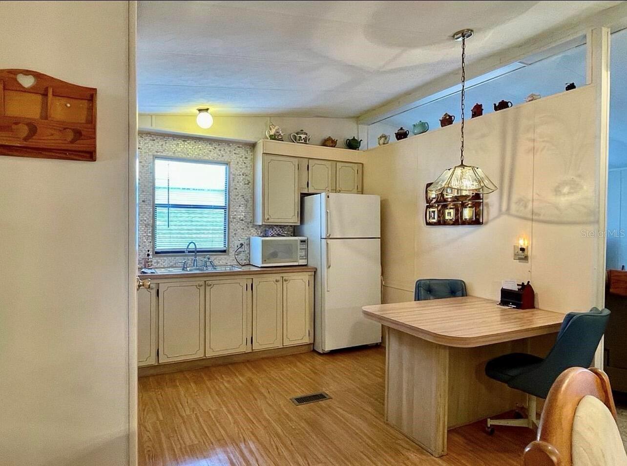 OAKS ROYAL - Residential