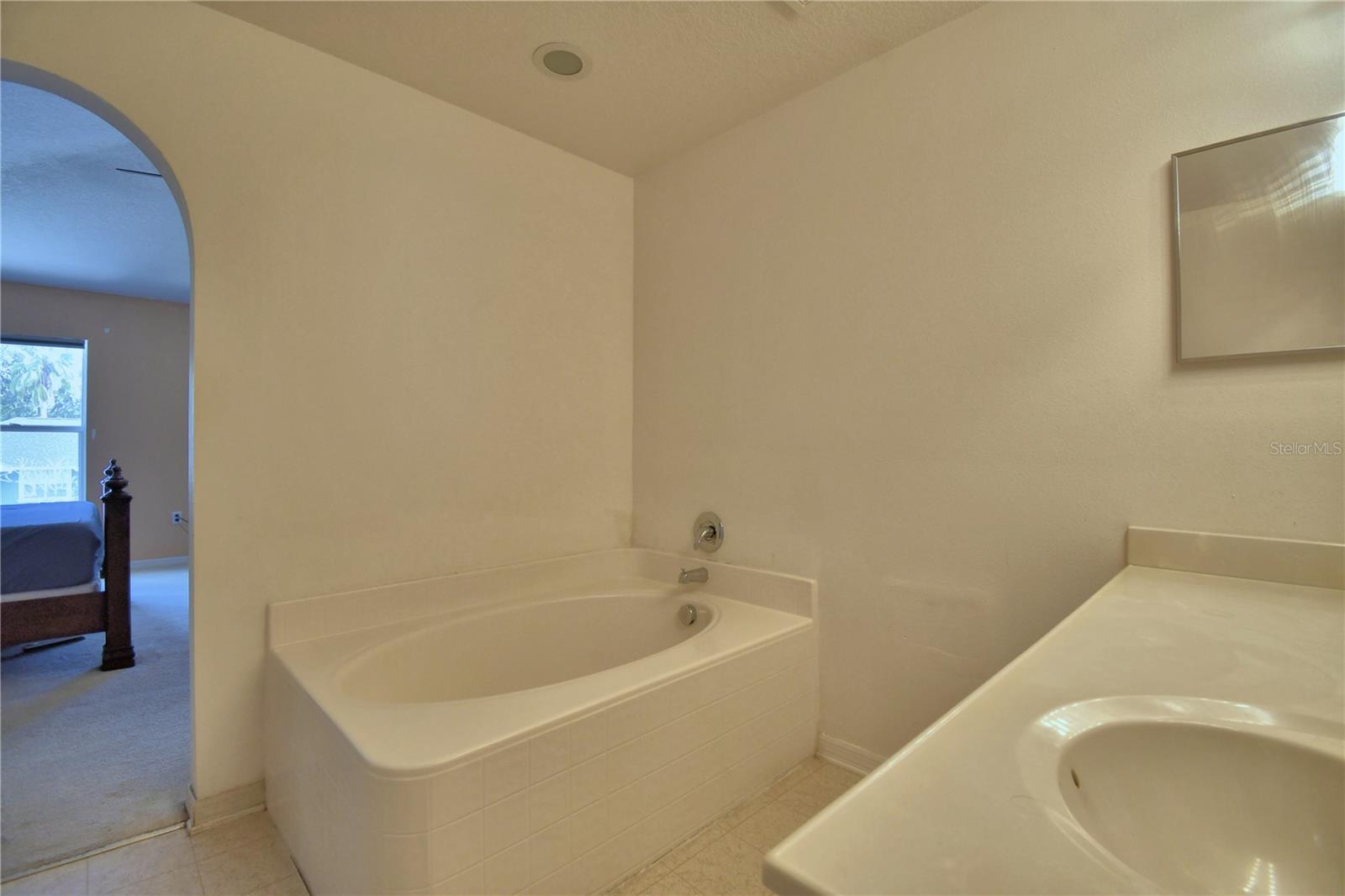 SHADDOCK ESTATES - Residential