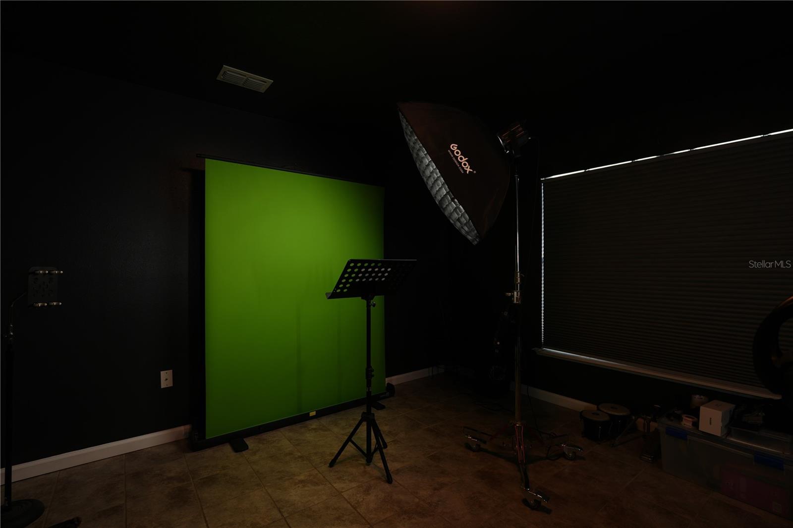 SHADDOCK ESTATES - Residential