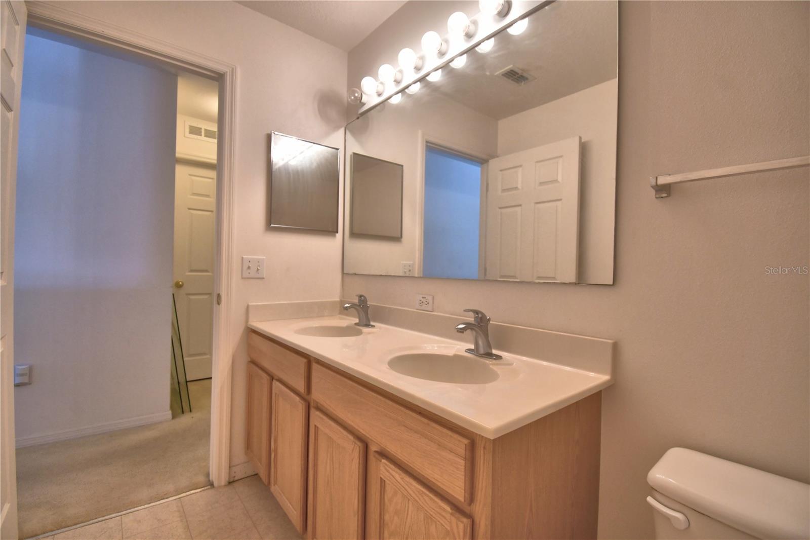 SHADDOCK ESTATES - Residential