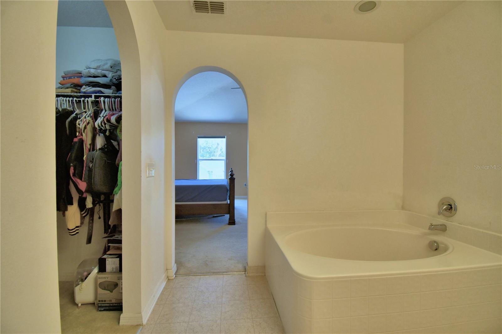 SHADDOCK ESTATES - Residential