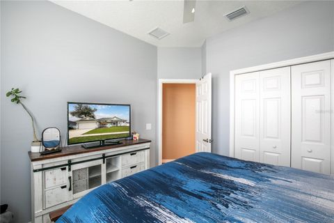 Tiny photo for 36452 Grand Island Oaks Circle, Grand Island, FL 32735 (MLS # G5108995)