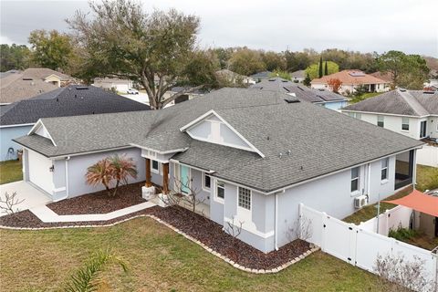 Tiny photo for 36452 Grand Island Oaks Circle, Grand Island, FL 32735 (MLS # G5108995)