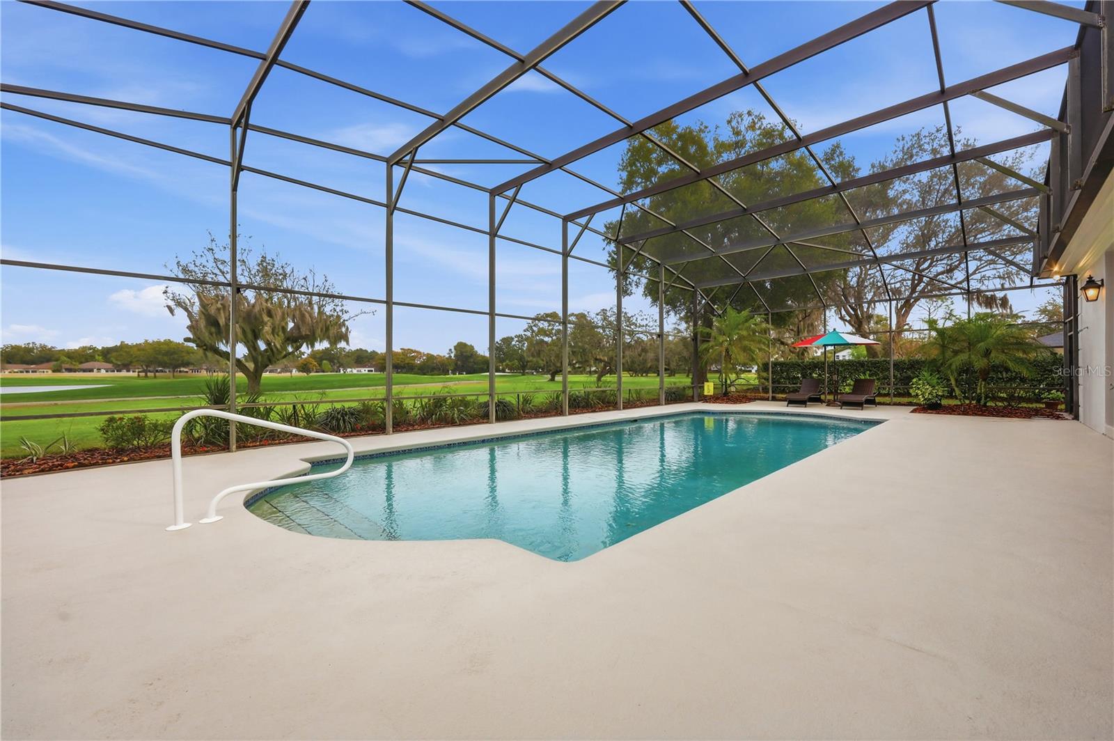 BAY HILL - Residential