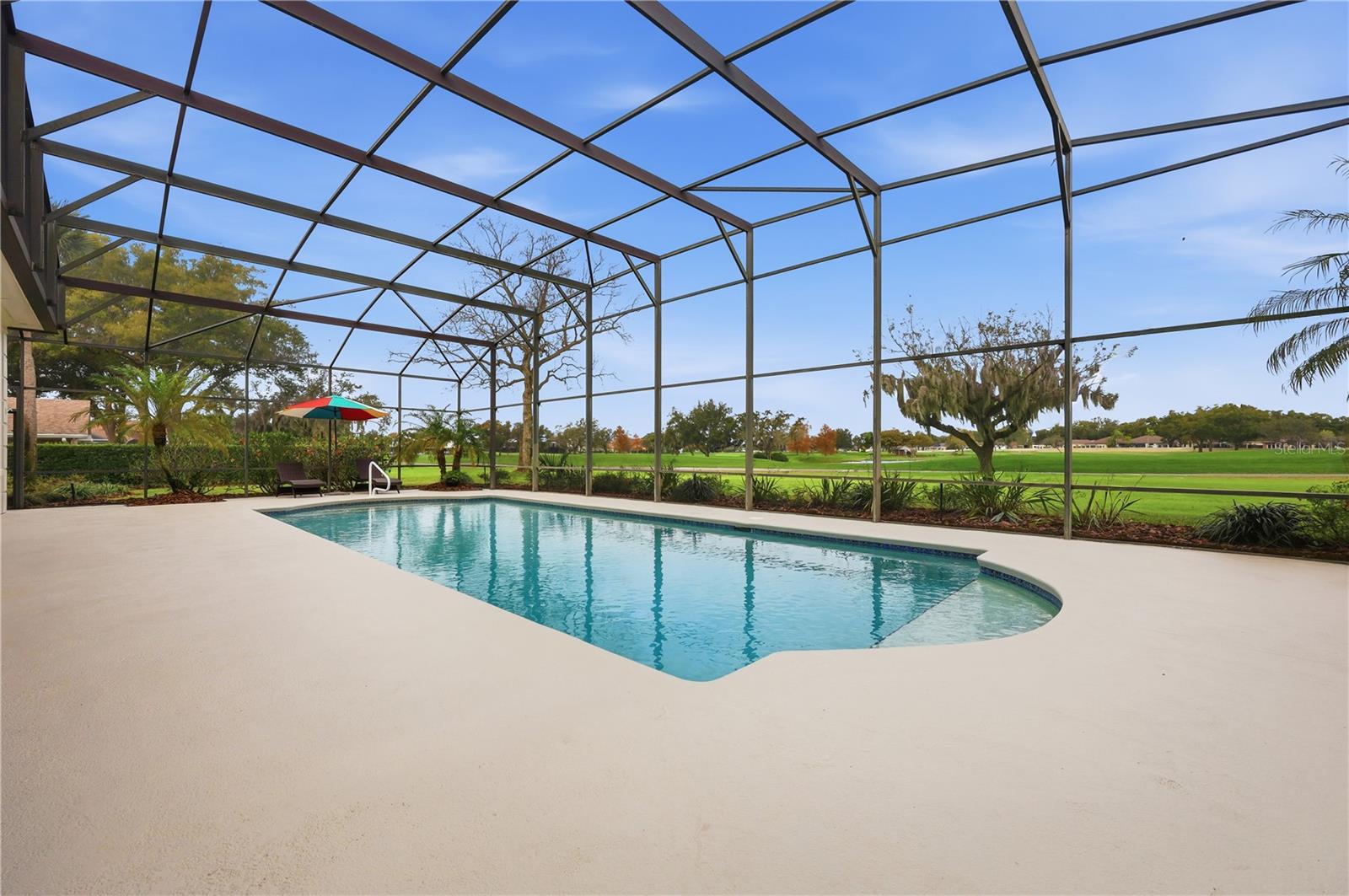 BAY HILL - Residential