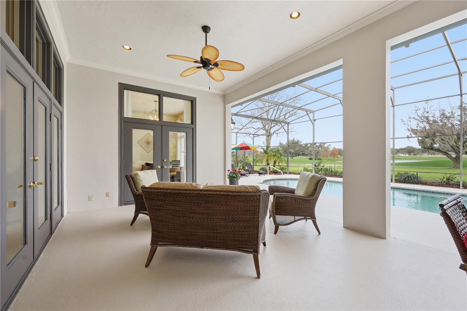 BAY HILL - Residential