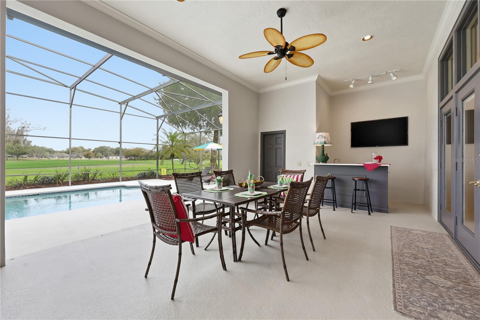 BAY HILL - Residential