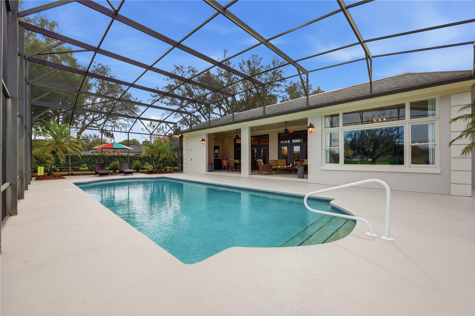 BAY HILL - Residential