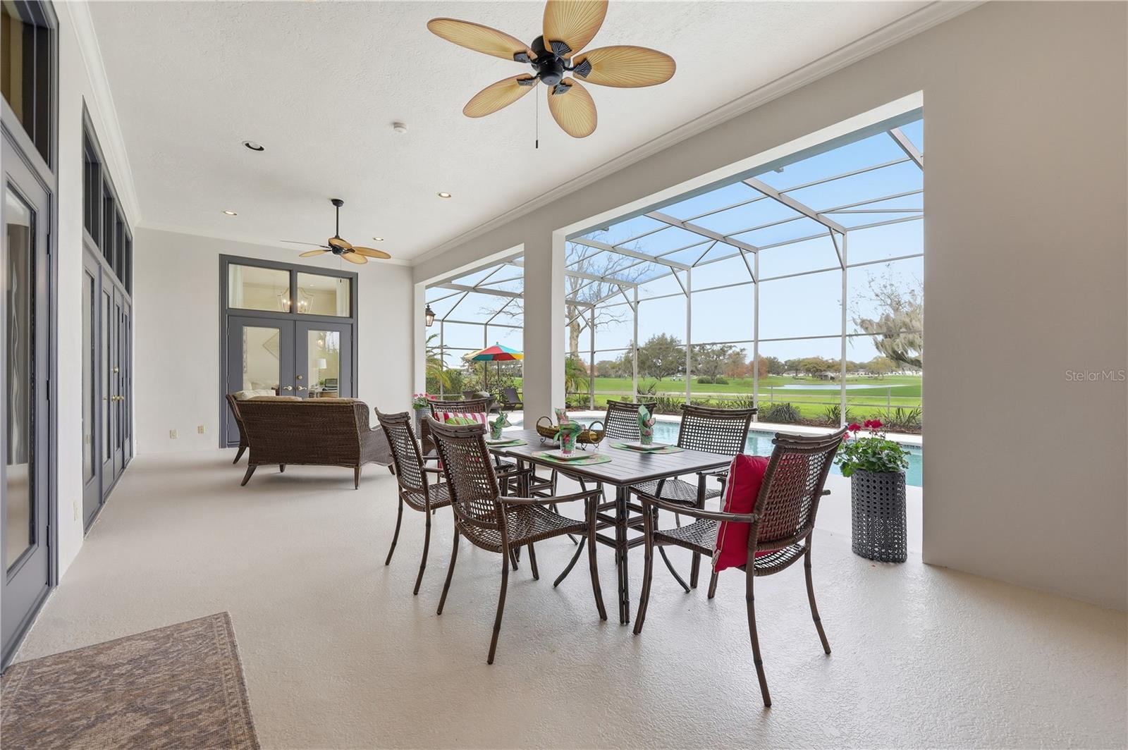 BAY HILL - Residential