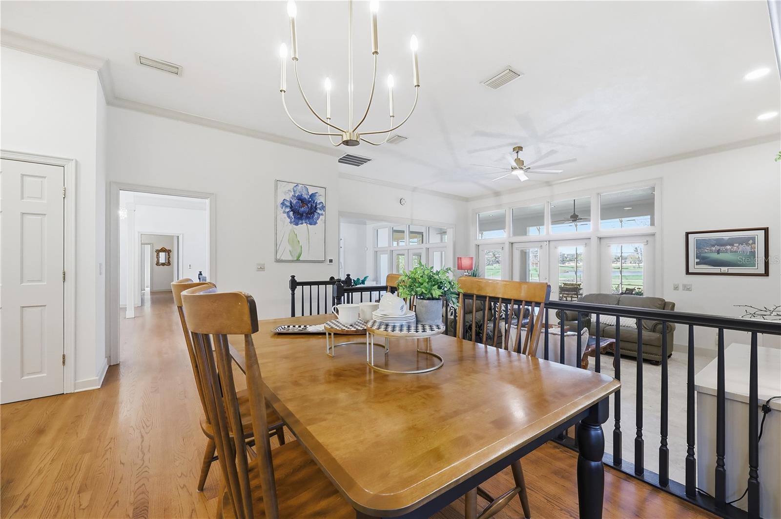 BAY HILL - Residential