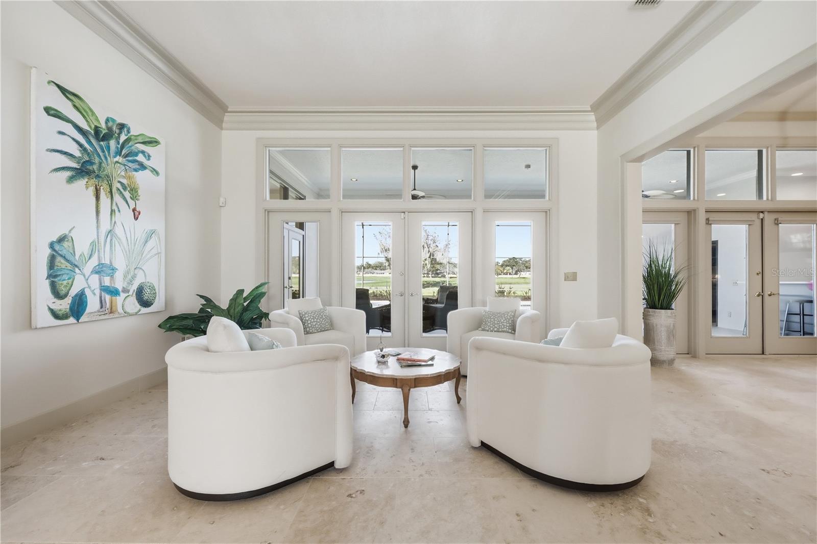 BAY HILL - Residential