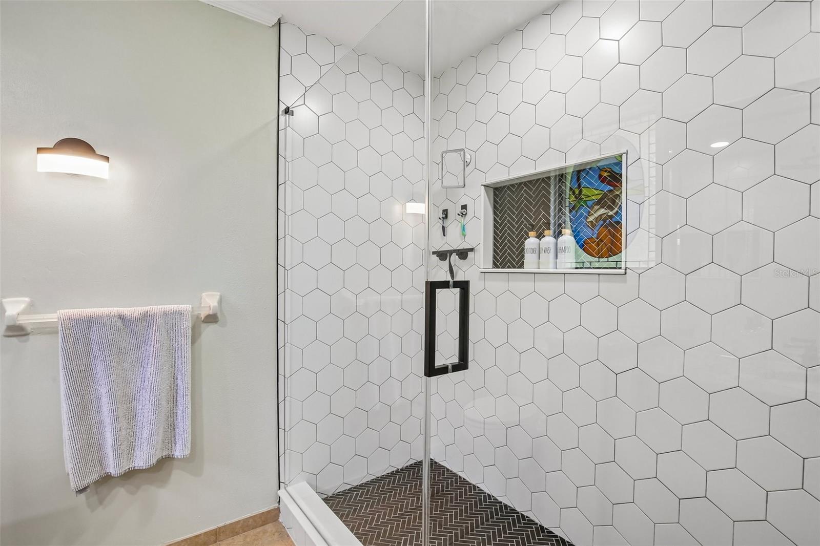ENISWOOD-UNIT I - Residential