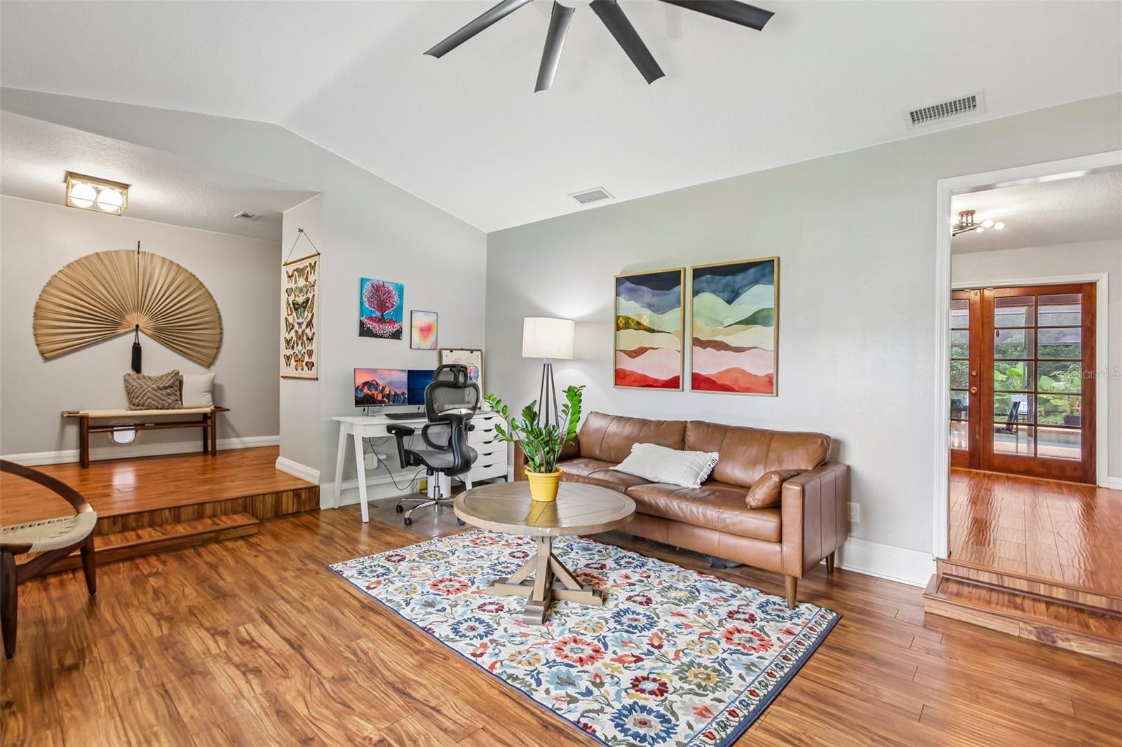ENISWOOD-UNIT I - Residential