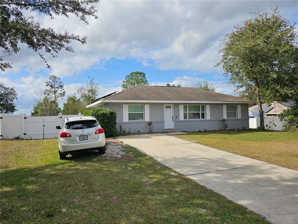 Photo of 2226 Evangelina Avenue, Deltona, FL 32725 (MLS # V4946775)
