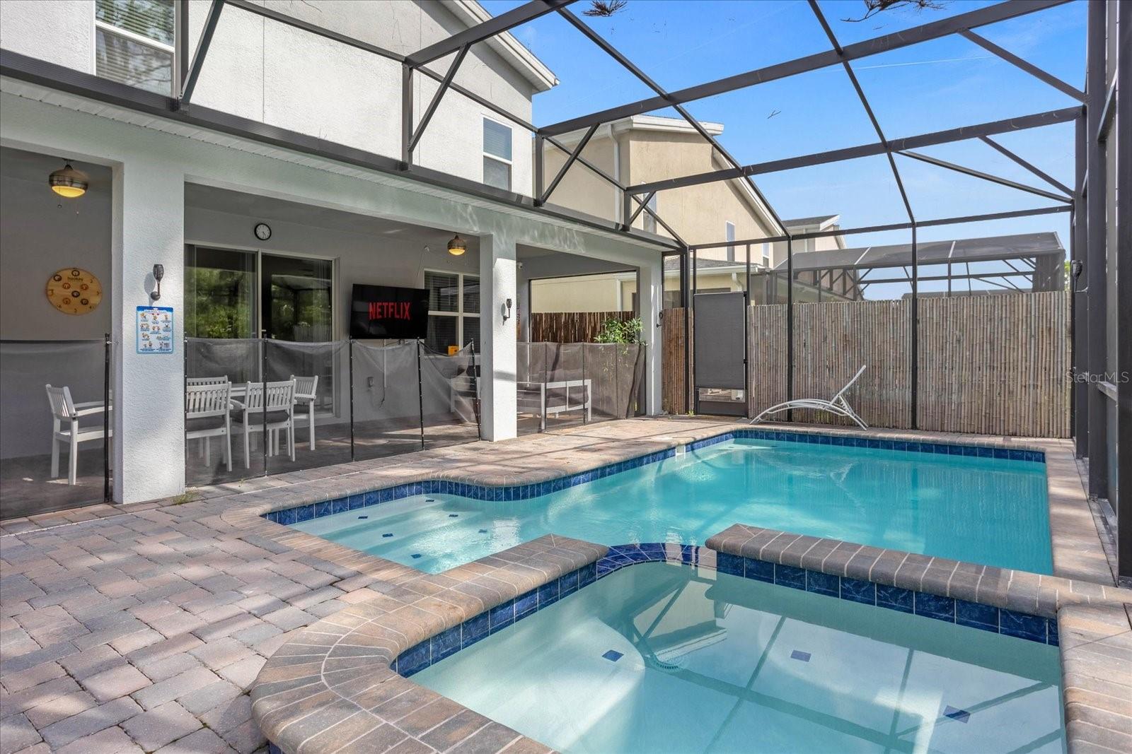 COVE AT STOREY LAKE II - Residential