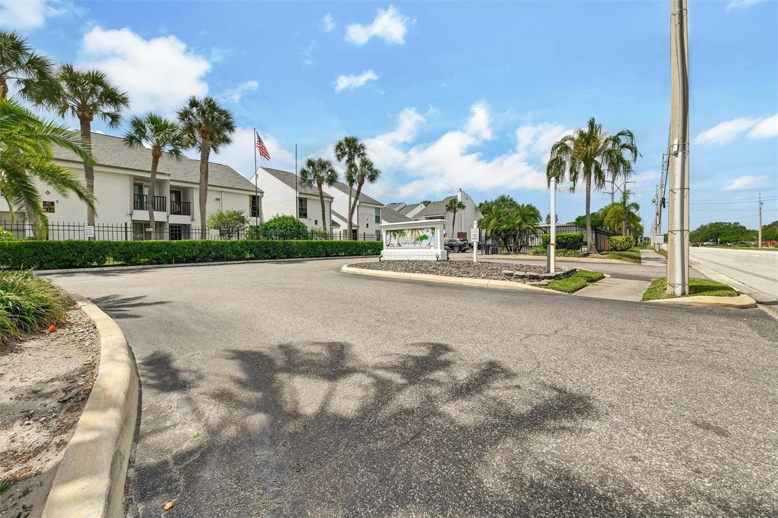 PALMS OF TARPON SPGS THE CONDO - Residential