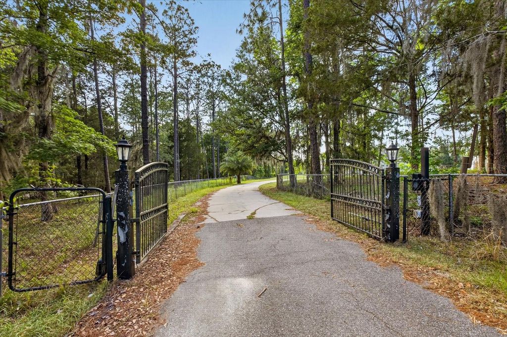 Photo of 11361 Science Drive, Brooksville, FL 34601 (MLS # TB8465733)