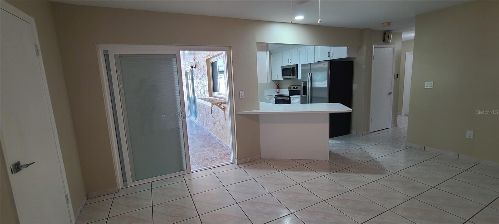 POINCIANA RE-PLAT PT NBRHD 01 VILLAGE 03 - Residential Lease