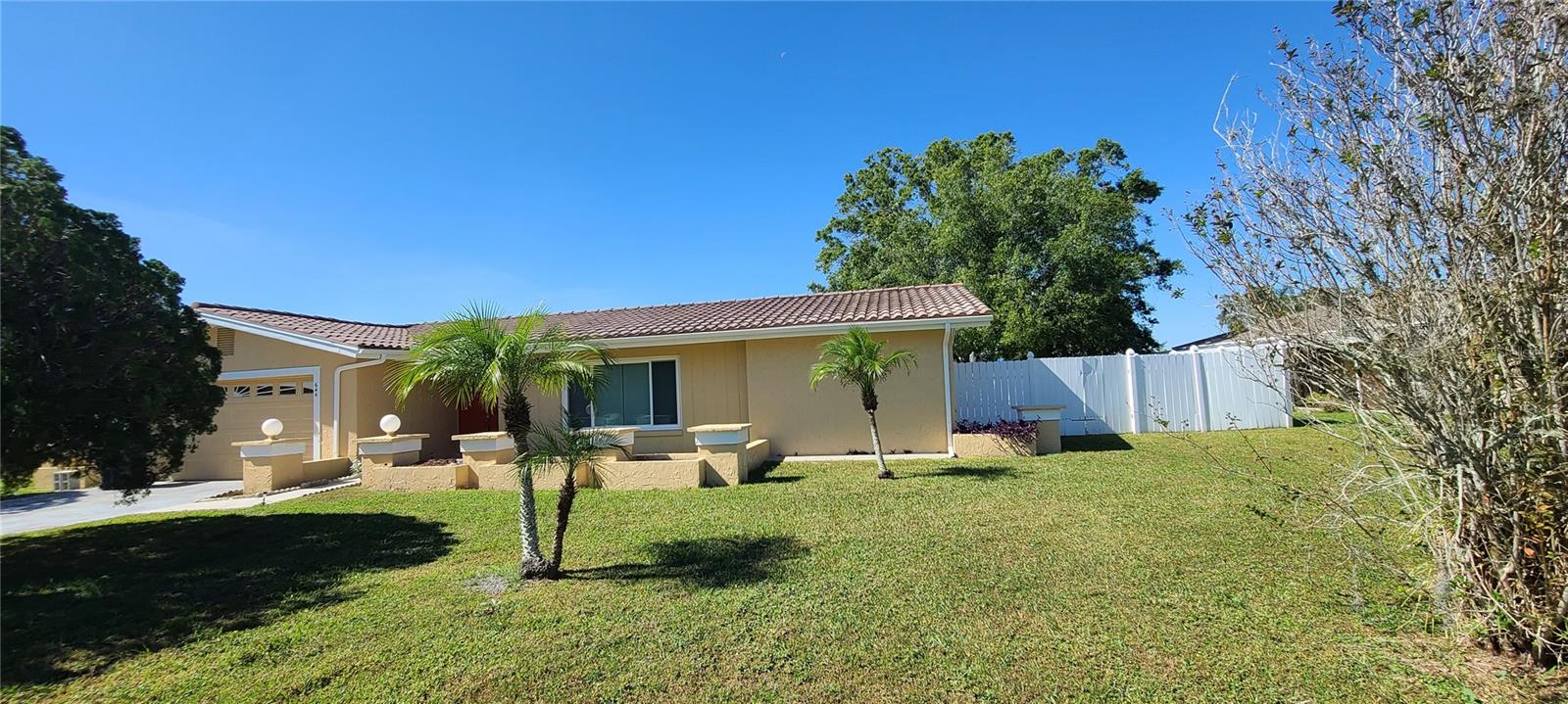 POINCIANA RE-PLAT PT NBRHD 01 VILLAGE 03 - Residential Lease