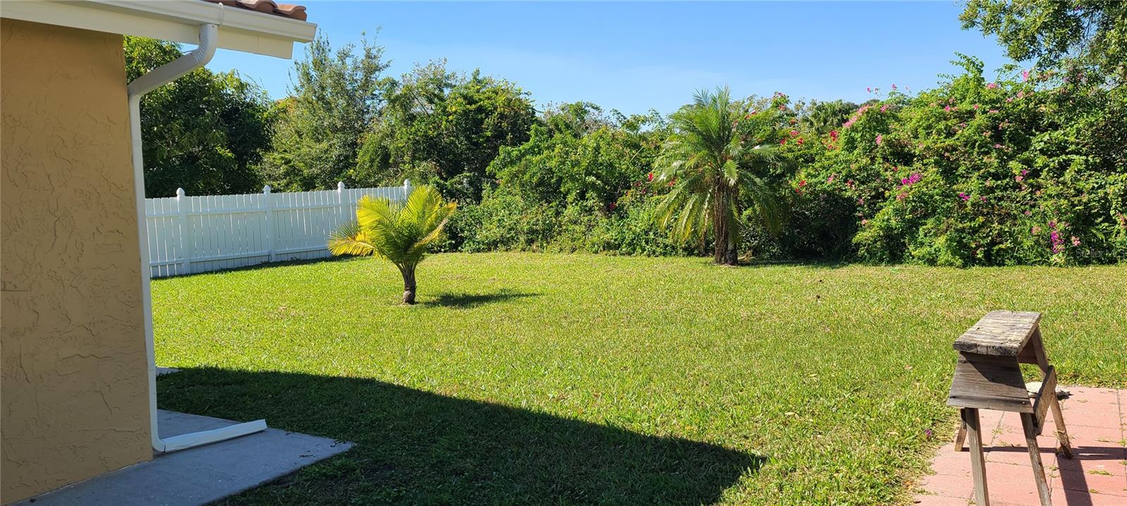 POINCIANA RE-PLAT PT NBRHD 01 VILLAGE 03 - Residential Lease