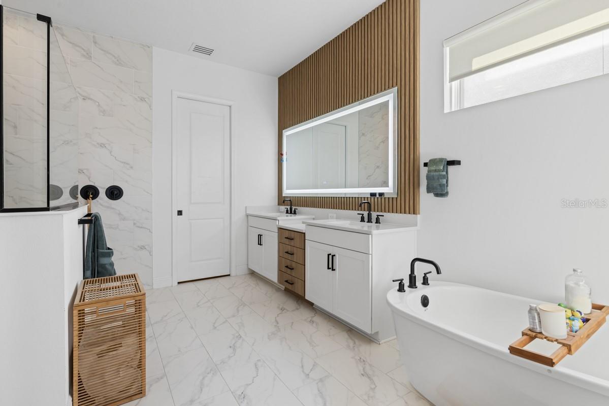 BELLA COLLINA WEST SUB - Residential