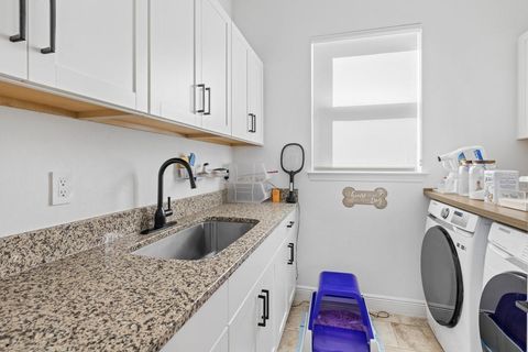 Tiny photo for 15717 Vetta Drive, Montverde, FL 34756 (MLS # O6406314)