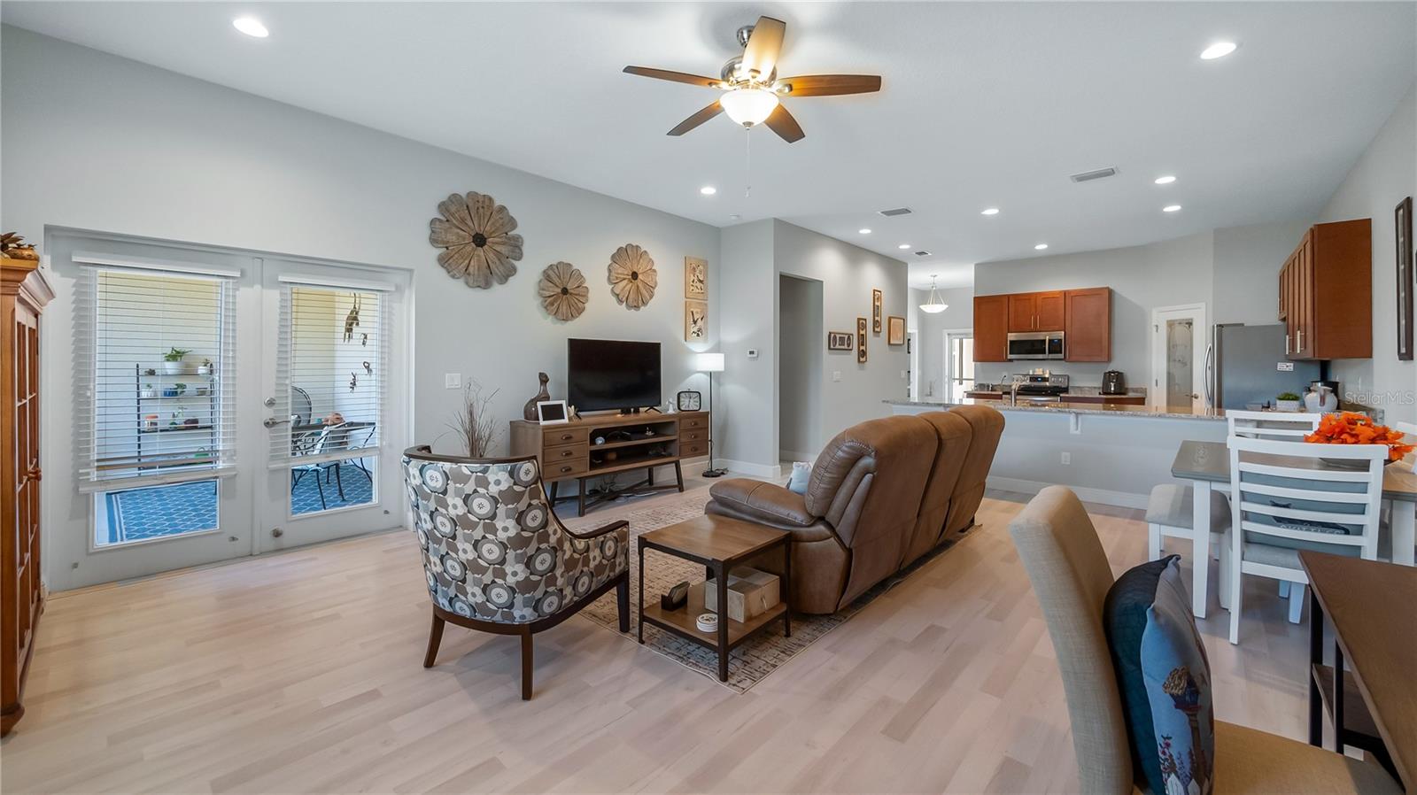 VILLAS AT GREEN GATE - Residential