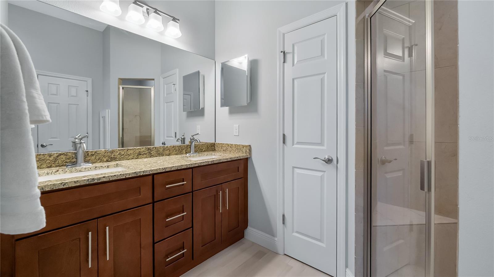 VILLAS AT GREEN GATE - Residential