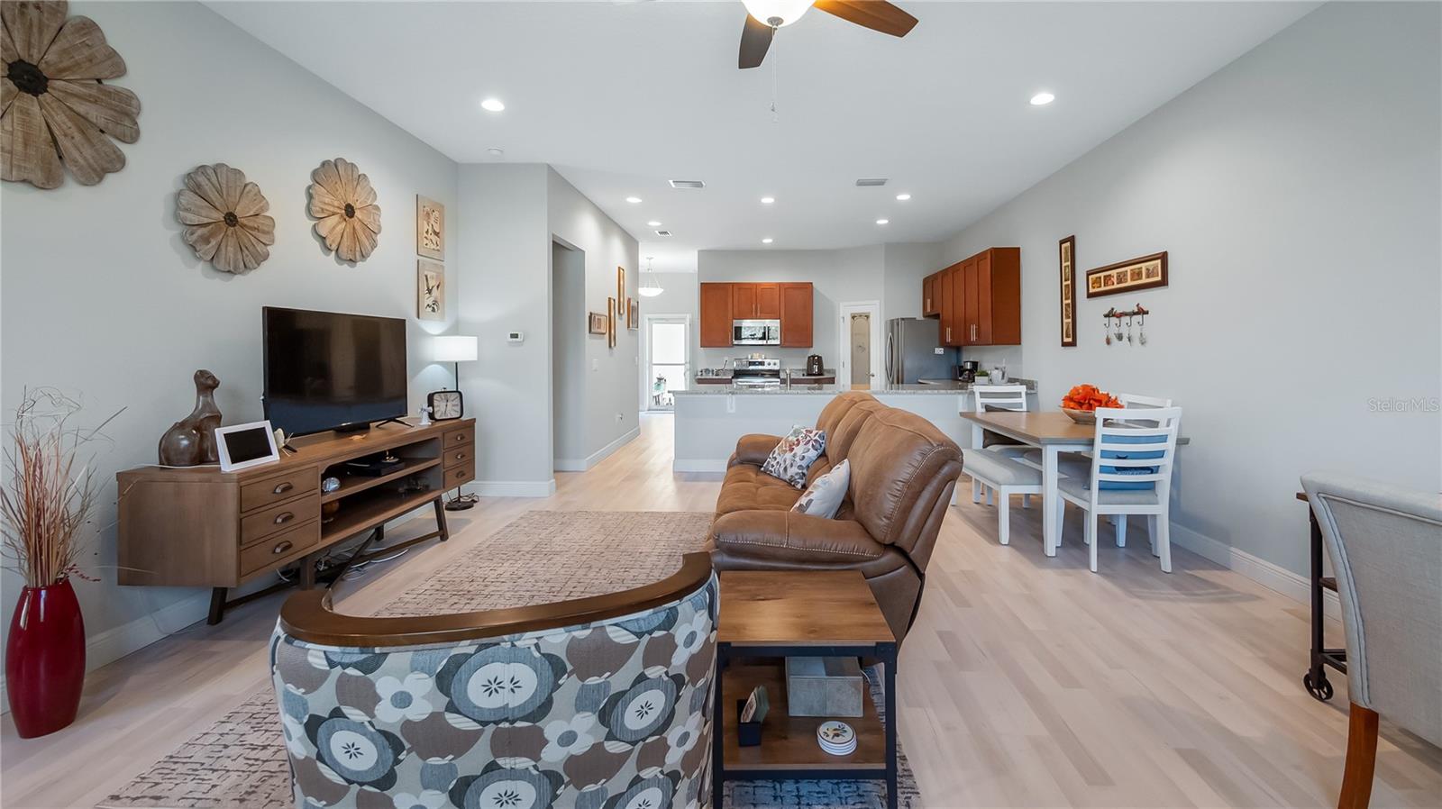 VILLAS AT GREEN GATE - Residential