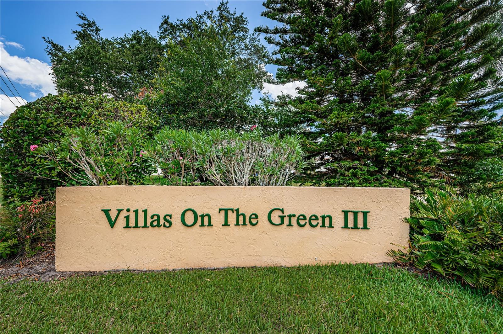 HIGHLAND LAKES VILLAS ON THE GREEN - Residential
