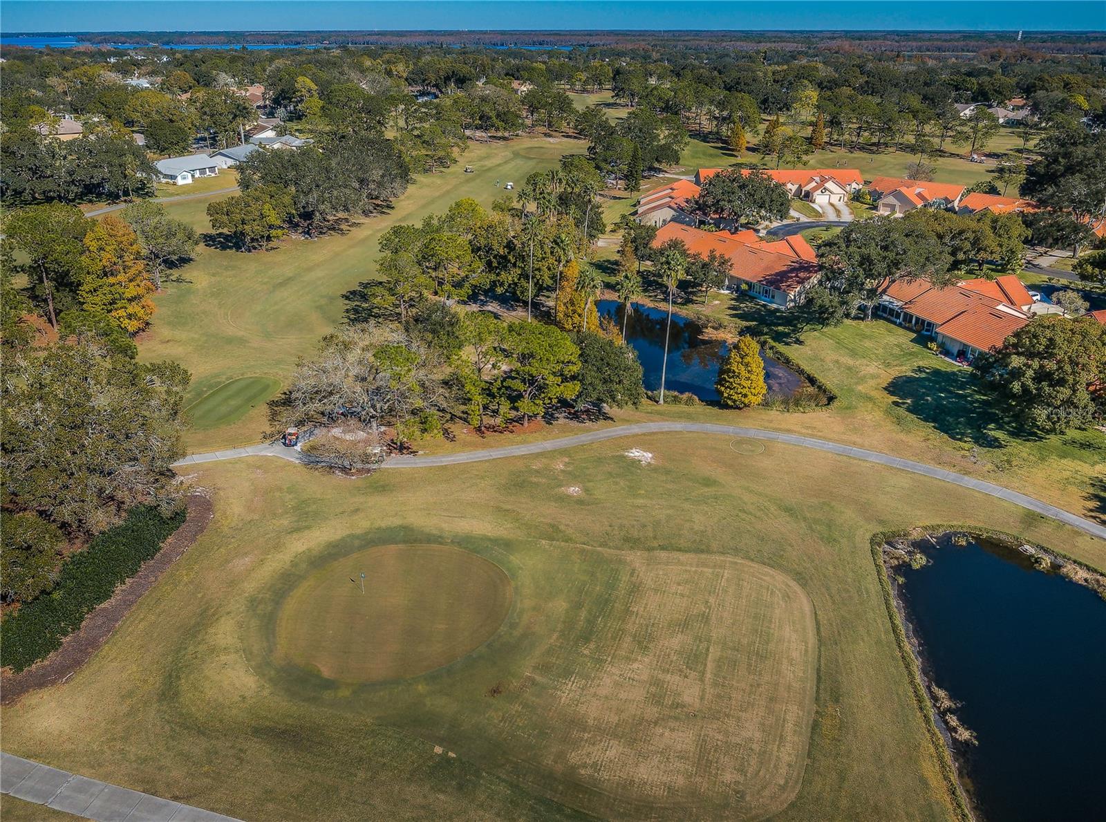 HIGHLAND LAKES VILLAS ON THE GREEN - Residential