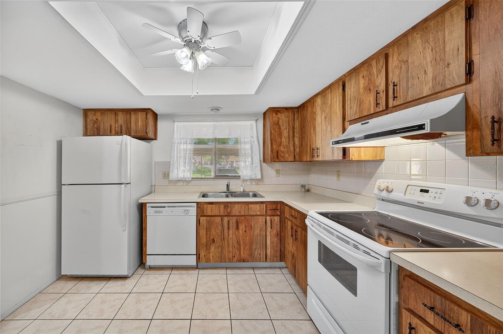 2521 OAKLEAF LANE 28C