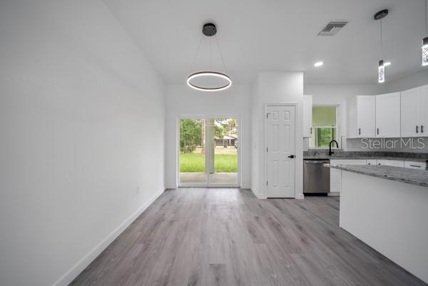 SUN N LAKE - Residential